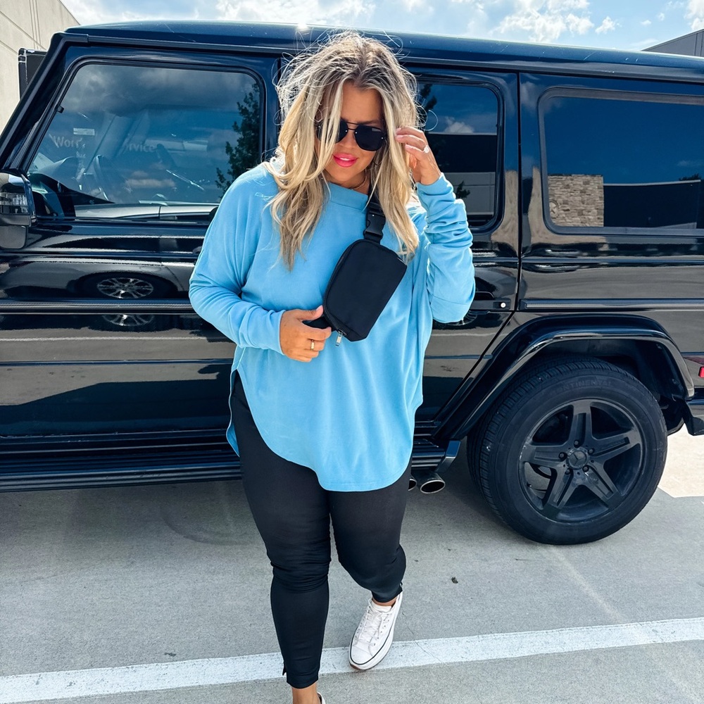 Chic Off Shoulder  Blue Long Sleeve Top with Thumbholes